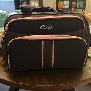 US Travelers Carry On Luggage